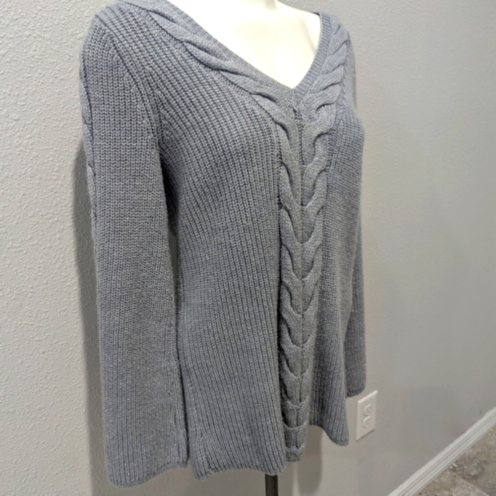Westport Gray V-Neck Sweater with Cable Knit Design - Picture 3 of 5